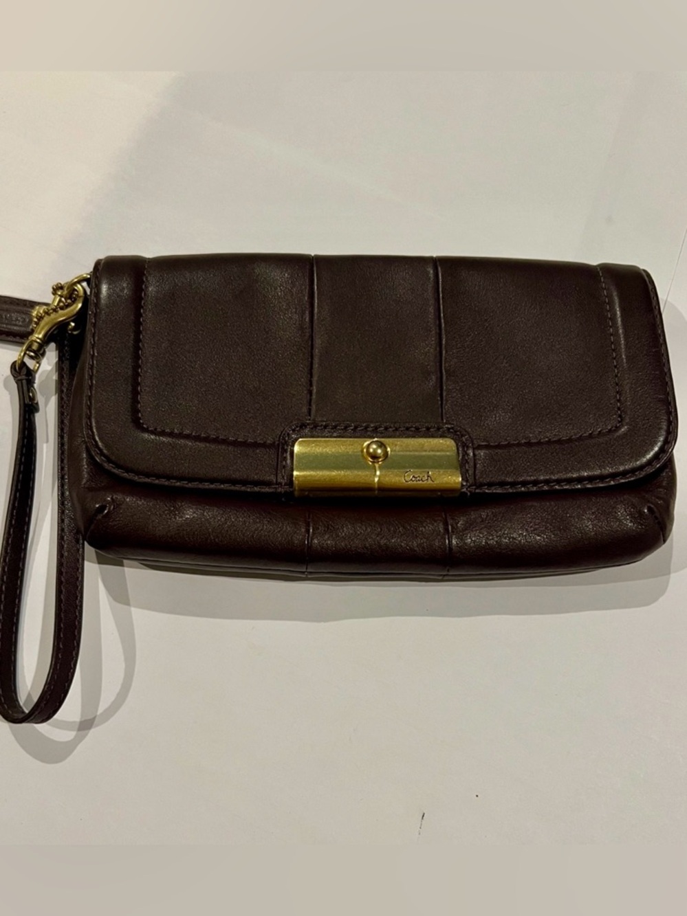 Coach dark Brown Leather Large wristlet Clutch with Gold Hardware